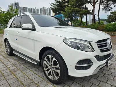 Mercedes-Benz GLE-Class 2016, 252210 км, за 14700000 KRW