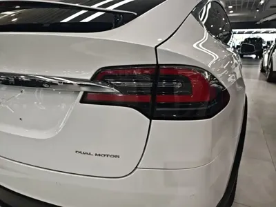 Tesla Model X 2019, 94500 км, за 254300 CNY - фото 8