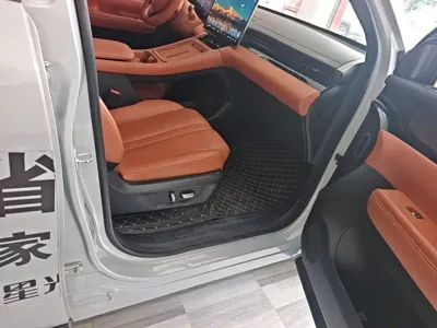 Wuling Xingguang S 2025, 9600 км, за 91199 CNY - фото 11