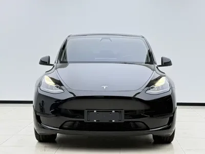Tesla Model Y 2022, 40000 км, за 154800 CNY - фото 2