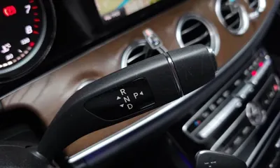 Mercedes-Benz E-Class 2018, 86421 км, за 23950000 KRW - фото 9