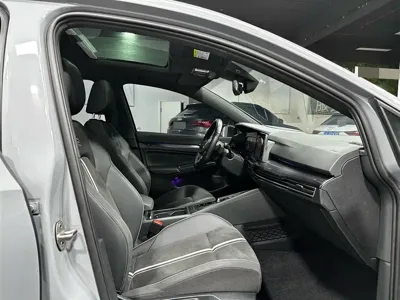 Volkswagen Golf 2022, 40000 км, за 149800 CNY - фото 12