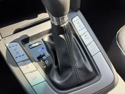Hyundai Avante 2016, 108890 км, за 10500000 KRW - фото 17