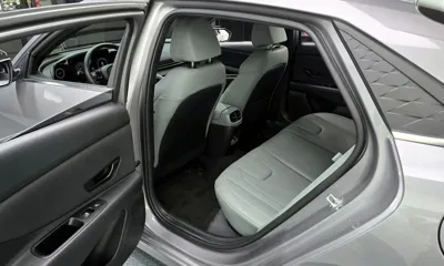Hyundai Avante 2024, 24805 км, за 23500000 KRW - фото 26
