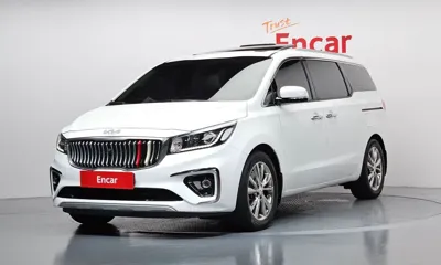 Kia Canival · 2019 год