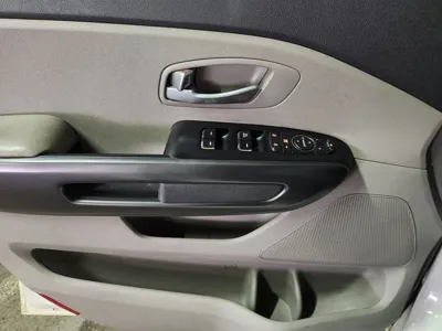 Kia Canival 2016, 225000 км, за 5900000 KRW - фото 12