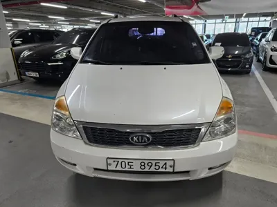 Kia Canival 2012, 265409 км, за 1900000 KRW