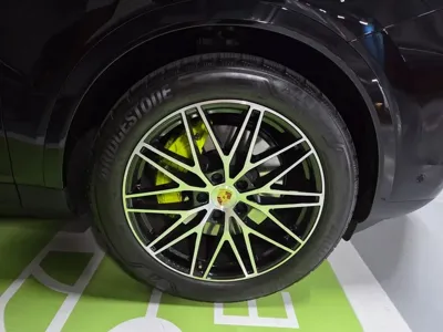 Porsche Cayenne 2025, 10054 км, за 100900000 KRW - фото 8