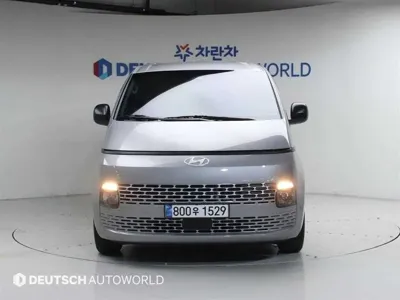 Hyundai Staria 2025, 7200 км, за 25800000 KRW