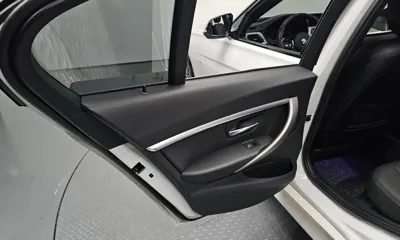 BMW 3-Series 2018, 100739 км, за 17900000 KRW - фото 25