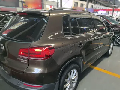 Volkswagen Tiguan 2016, 122500 км, за 57437.1 CNY - фото 6