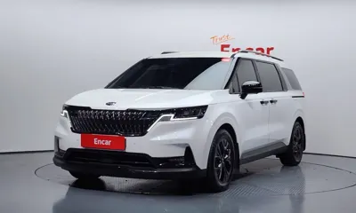 Kia Canival · 2021 год