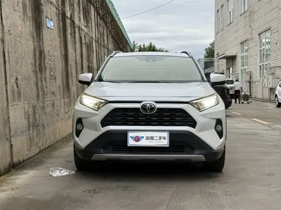 Toyota RAV4 2022, 36000 км, за 93800 CNY - фото 2