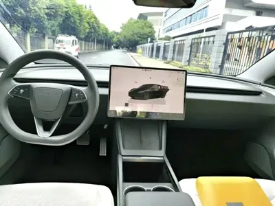 Tesla Model 3 2024, 40000 км, за 122500 CNY - фото 6