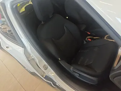 Jeep Renegade 2019, 73200 км, за 41800 CNY - фото 25