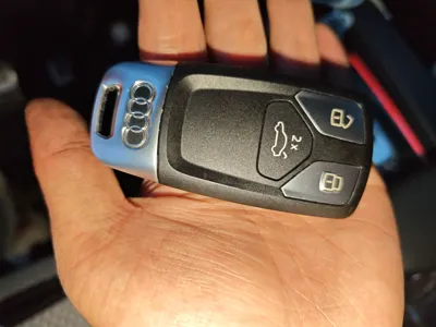 Audi A4L 2019, 110399 км, за 93692.15 CNY - фото 9