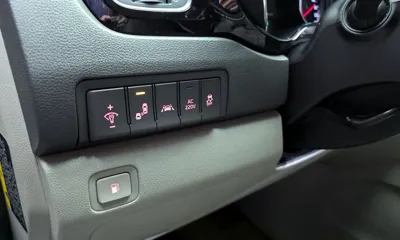 Kia Canival 2018, 206929 км, за 9000000 KRW - фото 14