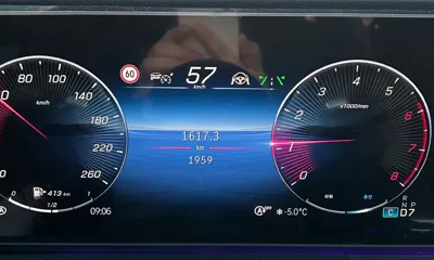 Mercedes-Benz GLE-Class 2025, 8369 км, за 116000000 KRW - фото 6