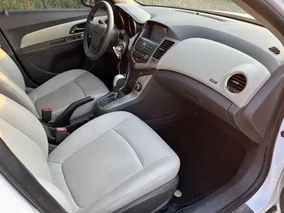 Chevrolet Cruze 2015, 90000 км, за 16800 CNY - фото 9