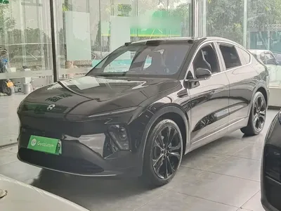 Nio EC7 · 2023 год