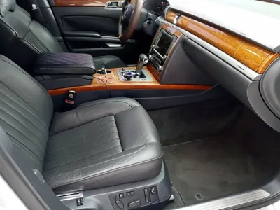 Volkswagen Phaeton 2011, 188000 км, за 2990000 KRW - фото 15