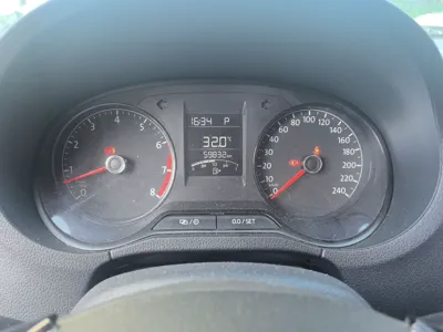 Volkswagen Polo 2016, 59800 км, за 48238.39 CNY - фото 8