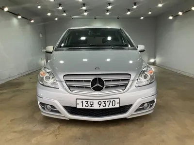 Mercedes-Benz B-Class · 2011 год