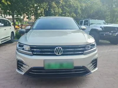 Volkswagen 途观L插电混动 2020, 110600 км, за 79900 CNY