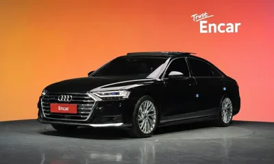 Audi A8 · 2021 год
