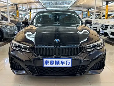 BMW 3 Series 2022, 65000 км, за 153800 CNY