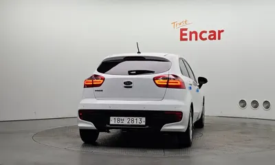 Kia Pride 2017, 57789 км, за 5900000 KRW - фото 4