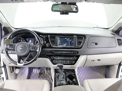 Kia Canival 2018, 57359 км, за 15990000 KRW - фото 13
