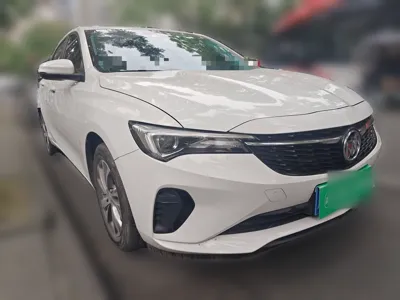Buick Verano 2023, 24000 км, за 61796.66 CNY
