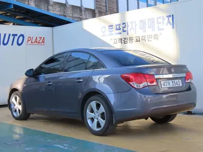 ChevroletGMDaewoo Lacetti 2011, 93500 км, за 2090000 KRW