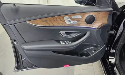 Mercedes-Benz E-Class 2022, 53366 км, за 36490000 KRW - фото 24