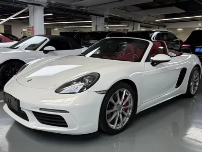 Porsche 718 · 2016 год