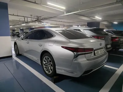 Lexus LS 2018, 109850 км, за 60000000 KRW