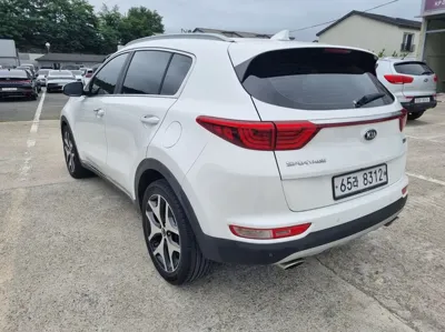 Kia Sportage 2018, 121600 км, за 13500000 KRW