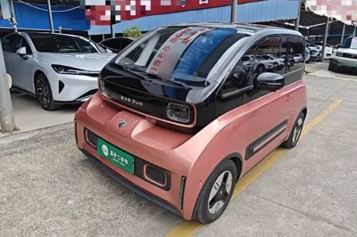Baojun E300 · 2020 год