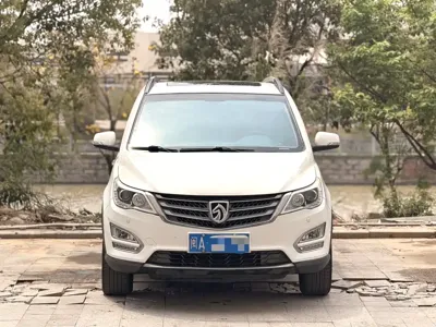 Baojun 560 2017, 80000 км, за 12000 CNY