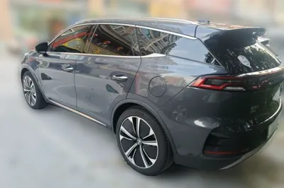 BYD Tang New Energy 2022, 99000 км, за 110595.68 CNY - фото 4