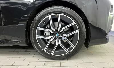 BMW 7-Series 2024, 42979 км, за 100500000 KRW - фото 21