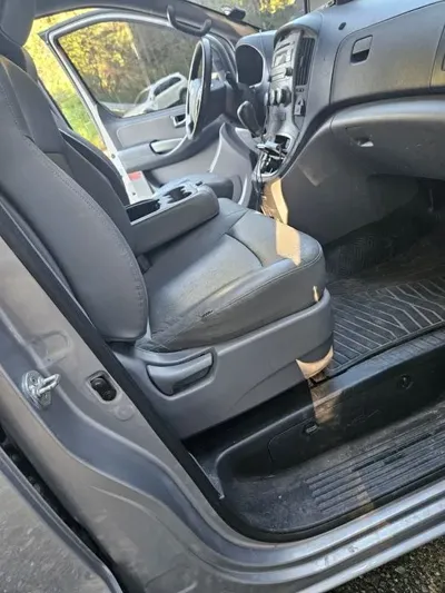 Hyundai Starex 2016, 144115 км, за 9300000 KRW - фото 16