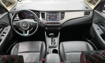 Kia Carens 2017, 93529 км, за 10800000 KRW - фото 7