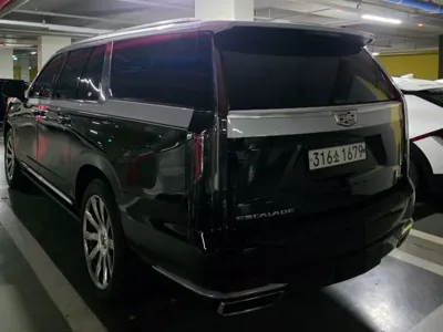 Cadillac Escalade 2021, 60000 км, за 89920000 KRW - фото 2