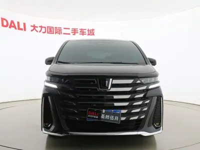 Toyota Vellfire 2025, 24000 км, за 758000 CNY