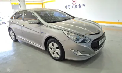 Hyundai Sonata 2012, 172612 км, за 3600000 KRW