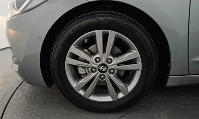 Hyundai Avante 2017, 81645 км, за 9900000 KRW - фото 5