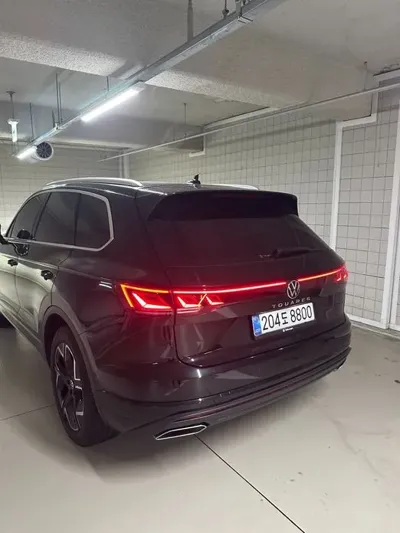 Volkswagen Touareg 2024, 8211 км, за 92820000 KRW