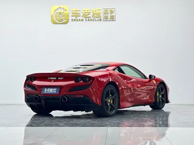 Ferrari F8 2022, 4000 км, за 2788000 CNY
